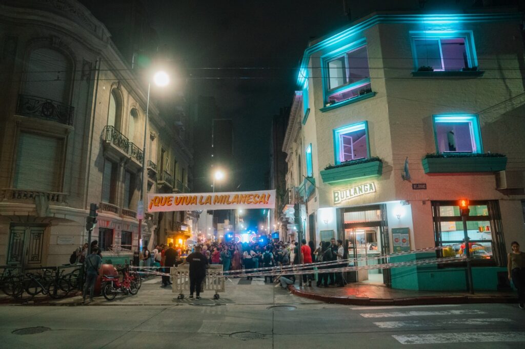 La esquina de Bullanga cortada por la celebración.
