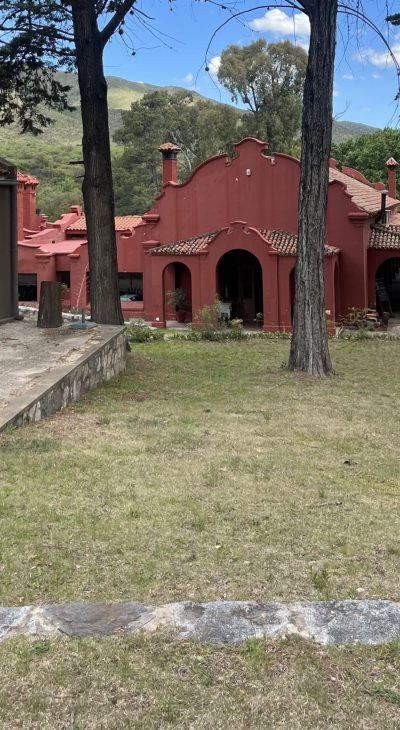 4c121-casa-de-campo-exterior