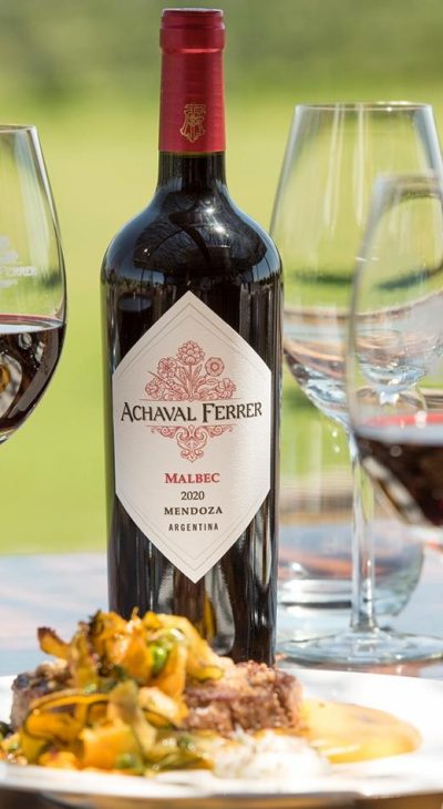 malbec achaval ferrer mesa